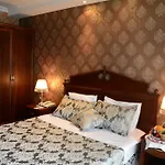 Club Rose Bay 3*