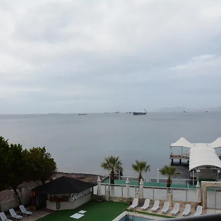 Отель Club Rose Bay 3*