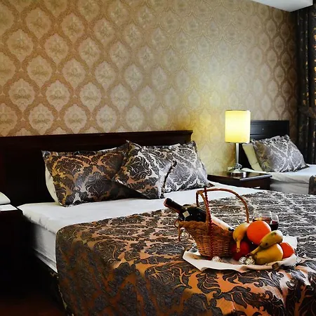 Отель Club Rose Bay 3*