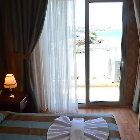 Club Rose Bay 3*