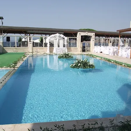 Отель Club Rose Bay