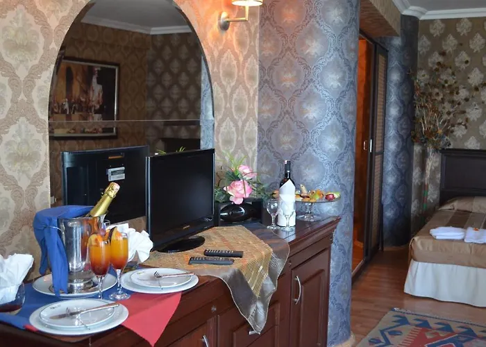 Отель Club Rose Bay 3*