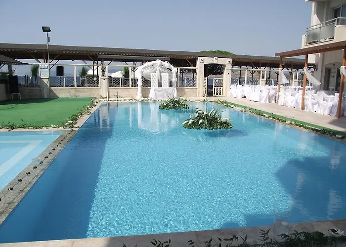 Отель Club Rose Bay