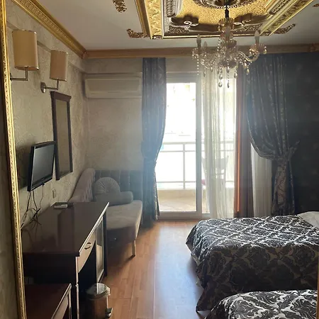 Hotel Club Rose Bay 3*