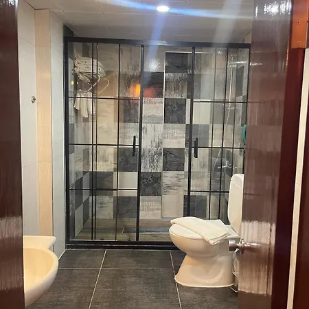 Hotel Club Rose Bay 3*