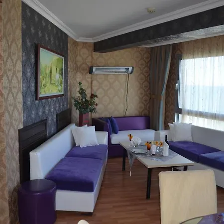 Club Rose Bay Hotel