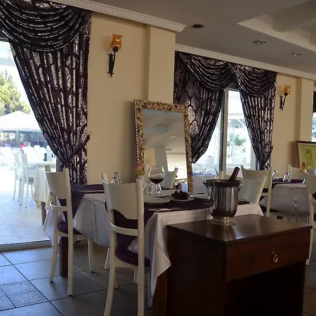 Club Rose Bay Foça