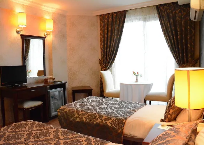 Отель Club Rose Bay 3*