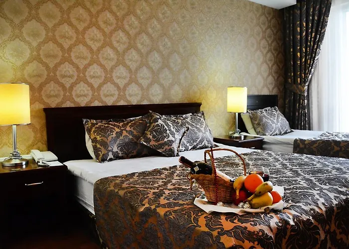 Hotel Club Rose Bay 3*