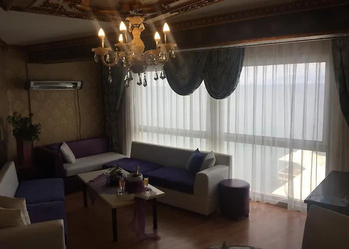 Club Rose Bay Hotel 3*